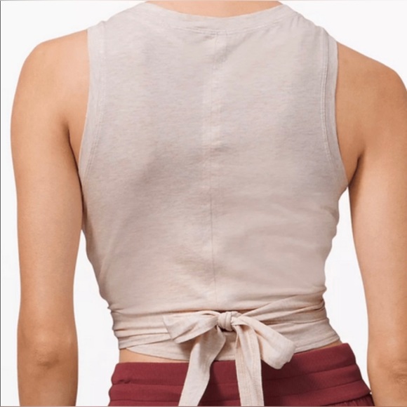 Lululemon Time To Restore Tie Back Tank 4 NWOT - Picture 9 of 9
